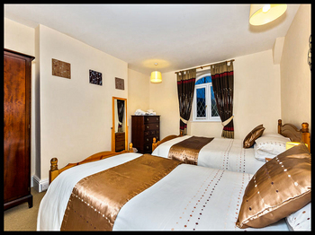 Bedroom-4.jpg