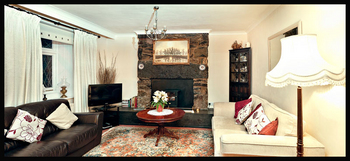 Lounge-forward-view.jpg